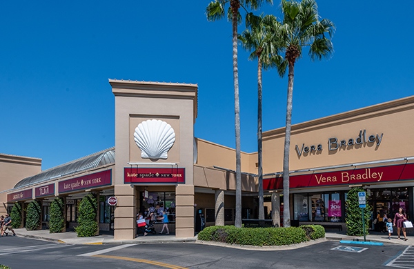 Silver Sands Premium Outlet exterior of Vera Bradley and Kate Spade stores